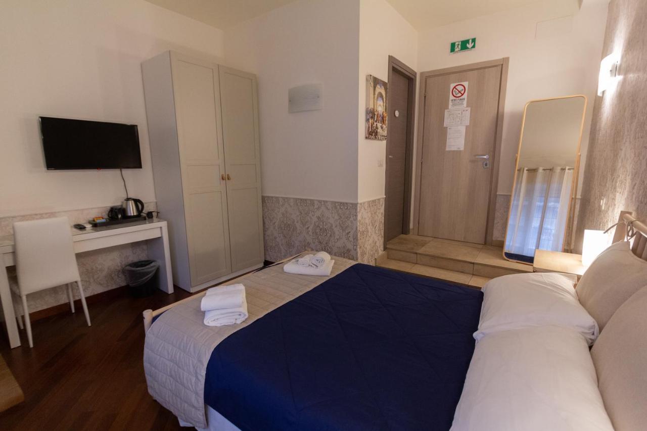 Aurelio Deluxe Rooms Rome Exterior photo