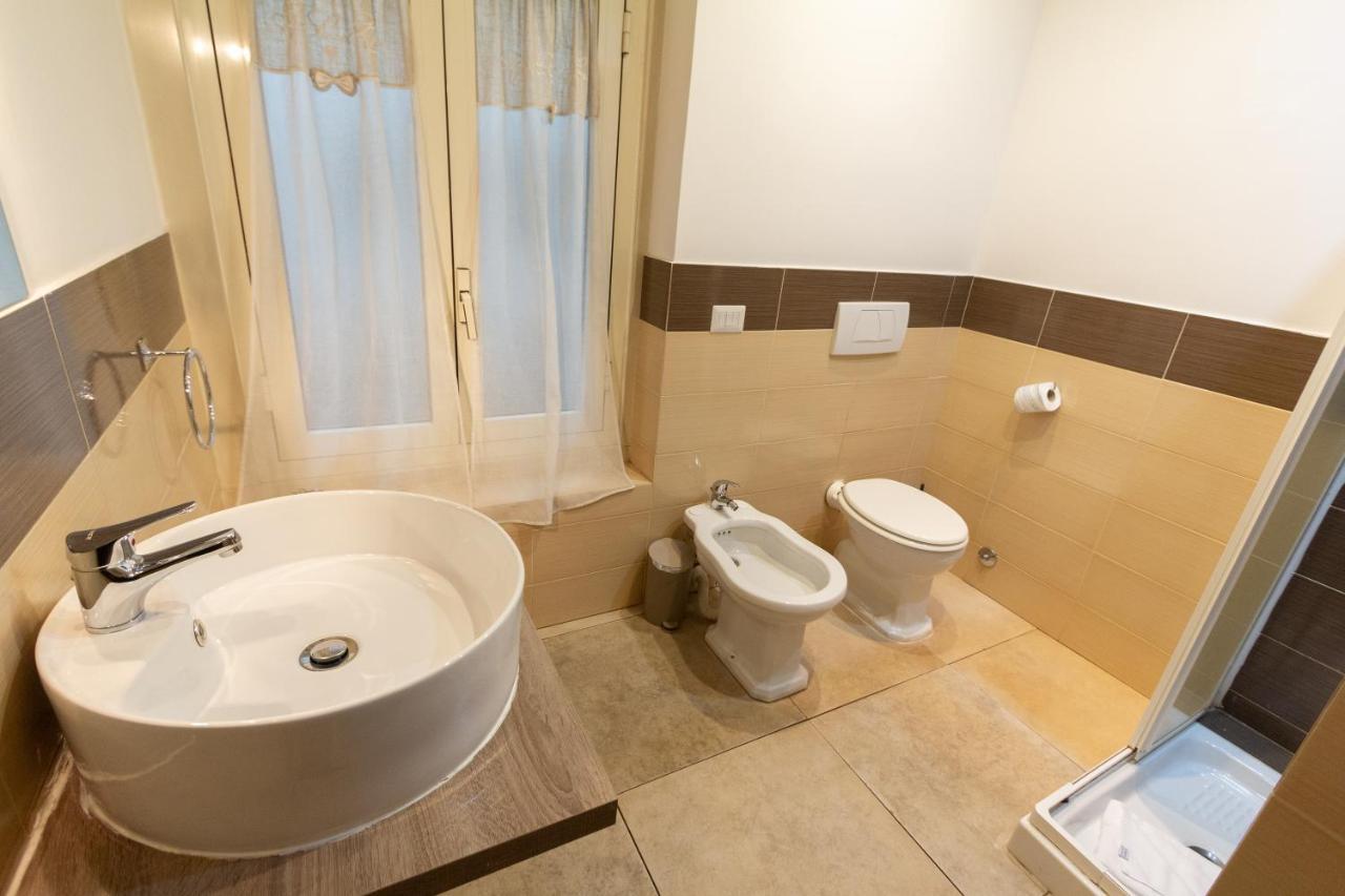 Aurelio Deluxe Rooms Rome Exterior photo